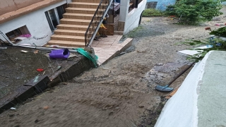 Hatay’da sağanak hayatı olumsuz etkiledi