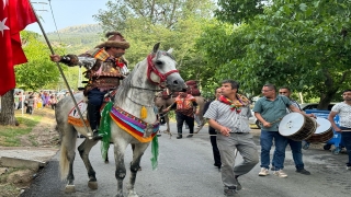 Isparta’da ”kurban indirme geleneği” sürdürüldü