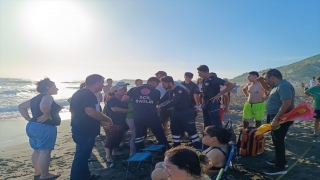 Hatay’da boğulma tehlikesi geçiren kişi kurtarıldı