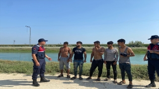 Mersin’de jandarma, boğulmaları önlemek için vatandaşları uyardı
