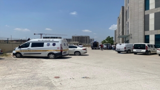 Adana’da inşaattan düşen işçi hayatını kaybetti