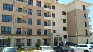 Adana’da orman yangınlarında evleri hasar görenlere yeni konutları teslim edildi