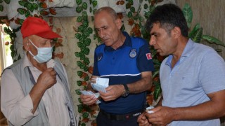 Kaybettiği emekli maaşını vatandaş buldu, zabıta teslim etti