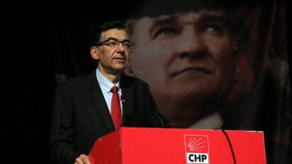 Çukurova CHP İlçe Başkanı Remzi Ümit Atay, Çanakkale Deniz Zaferi'ni Kutladı