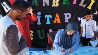 Hasanbeyli ilçesi “Kitap fuarı” ile tanıştı