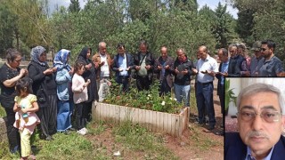 Merhum L. Taner Deniz, Mezarı Başında Anıldı