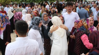 Hacı adayları, Atatürk ve Demokrasi Meydanı’ndan uğurlandı