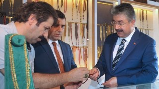 Vali Yılmaz, Yurt dışına ihraç edilen tesbihleri inceledi