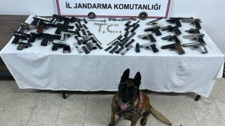 Jandarma, silah ticareti yapanlara operasyon düzenledi