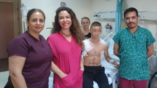 Osmaniye’de çocuk hastaya aynı anda 3 kapalı ameliyatı yapıldı