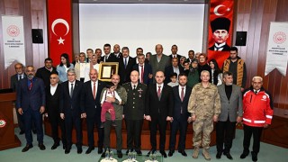 Osmaniye'de Gazilerimize Devlet Övünç Madalyası ve Beratı verildi