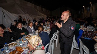 Başkan Tunç Soyer: "Osmaniye ile kardeşliğimiz bitmeyecek"