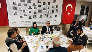 Deprem şehidi öğretmen yakınları iftarda buluştu