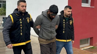 Adana’da akülü tekerlekli sandalye çalan zanlı tutuklandı
