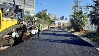 Akdeniz’de 11 mahallede yol çalışması yapıldı