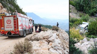 Alanya’da eşiyle tartışan kişinin uçuruma yuvarladığı otomobili kullanılamaz hale geldi