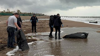 Antalya’da sahilde ceset bulundu