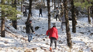 Belen’in yüksek kesimlerinde kar yağışı etkili oldu