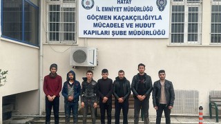 Hatay’da 12 düzensiz göçmen yakalandı