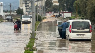 Hatay’da sağanak hayatı olumsuz etkiledi