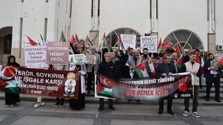 Mersin’de sağlık çalışanları, İsrail’in saldırılarını protesto etti