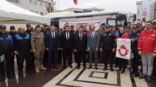 Osmaniye’de polis ekipleri, Türk Kızılaya kan bağışladı