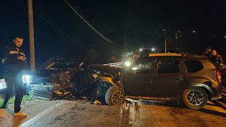 Adana’da 2 otomobilin çarpıştığı kazada 2 kişi yaralandı