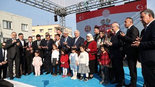 Binali Yıldırım, Adana’da anaokulu açılışına katıldı