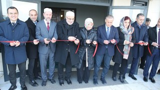 Hatay’da Narlıca Deprem Şehitleri Camisi ibadete açıldı