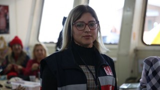 Hataylı depremzede kadın, platin takılan elini kurs sayesinde kullanmaya başladı