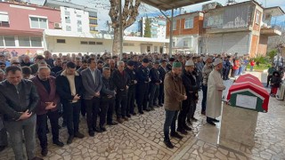 Trafik kazasında hayatını kaybeden teğmen, Antalya’da toprağa verildi