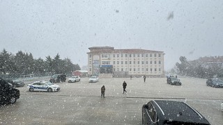 Isparta ve Burdur’da kar yağışı başladı