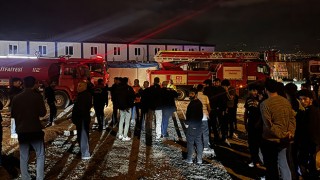 Kahramanmaraş’ta işçilerin kaldığı konteynerlerde çıkan yangın söndürüldü