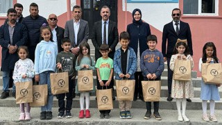 Kaymakam Solmaz’dan öğrencilere bayram hediyesi