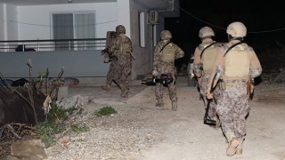 Mersin’de terör örgütü PKK/KCK operasyonunda 11 şüpheli yakalandı