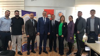 Muratpaşa Belediye Başkan adayı Manavoğlu, ÇMO’yu ziyaret etti