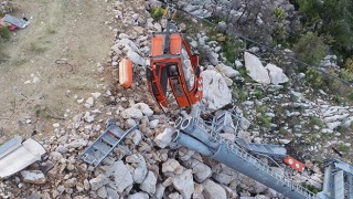 Antalya’daki teleferik kazasının ardından oluşan enkaz havadan görüntülendi