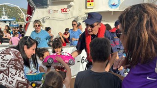 Hatay’da çocuklara yönelik gemiyle deniz turu düzenlendi