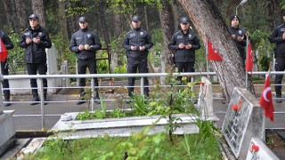 Kahramanmaraş ve Adıyaman’da arife günü şehitlikler ziyaret edildi