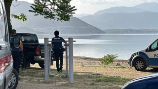 Eğirdir Gölü’nde bulunan el bombaları gölden temizlendi