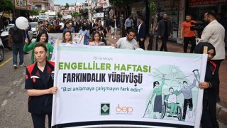 Engelliler İçin Farkındalık Yürüyüşü Düzenlendi