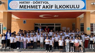 Hatay Dörtyol’da gençler ilkokul öğrencileriyle bir araya geldi
