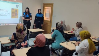 Osmaniye Polisi Bilgilendirmeye Devam Ediyor