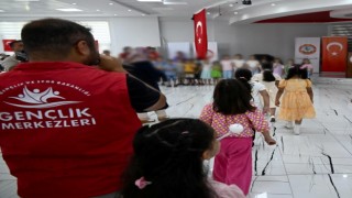 Vali Dr. Erdinç Yılmaz ve Eşi, Koruyucu Aile Şenliğinde Ailelerle Buluştu