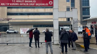 Antalya’da bıçaklı kavgada yaralanan kişi öldü