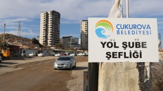 Çukurova Belediyesi şefi, personelin silahla ateş etmesiyle yaralandı