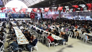 Belediyenin Mahalle İftarında Binlerce Vatandaş Bir Araya Geldi