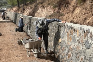 Ellek Beldesi’nde Piknik ve Mesire Alanında Çalışmalar Sürüyor