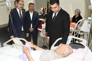 Kaymakam Dolu'dan Bayramda Hasta Ziyareti