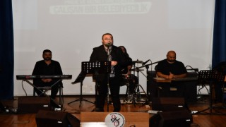 Tasavvuf Müziğinin Güçlü Sesi Mustafa Cihat, Osmaniyelileri Mest Etti